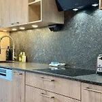 Apartman Standing - Piscine - Vue
