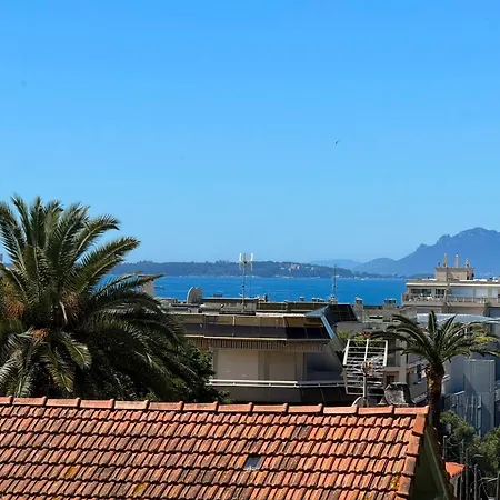 Apartman Standing - Piscine - Vue Antibes