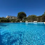 Standing - Piscine - Vue