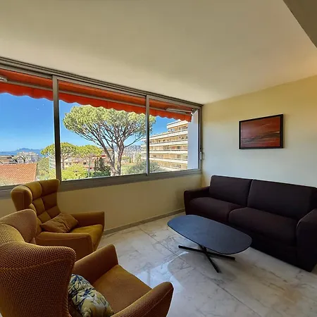 Standing - Piscine - Vue * אנטיב